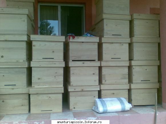 vand stupi si rame - verticali pe 12 rame - VANZARI ECHIPAMENTE APICOLE