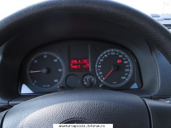 km 144000 vand vw caddy maxi, model 2009, ideal pentru stupari