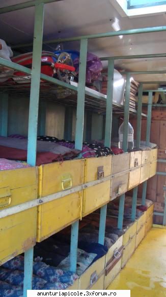 vanzare pavilion apicol - interior. intre randul 1 si 2 variante cat sau - VANZARI ECHIPAMENTE APICOLE